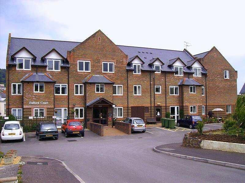 Property photo 2 of 9 Fulford Court External.Jpg