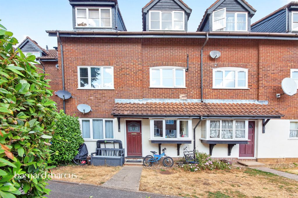 Property photo 1 of 18
