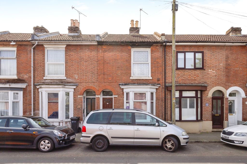 Property photo 2 of 14