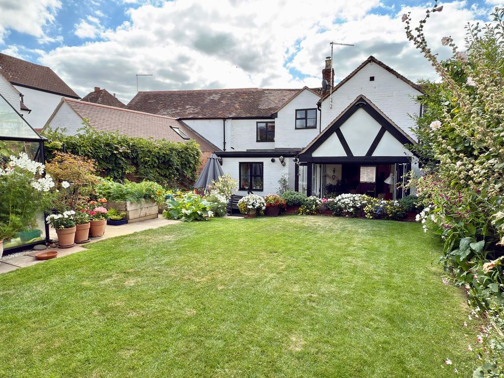 Property photo 3 of 16