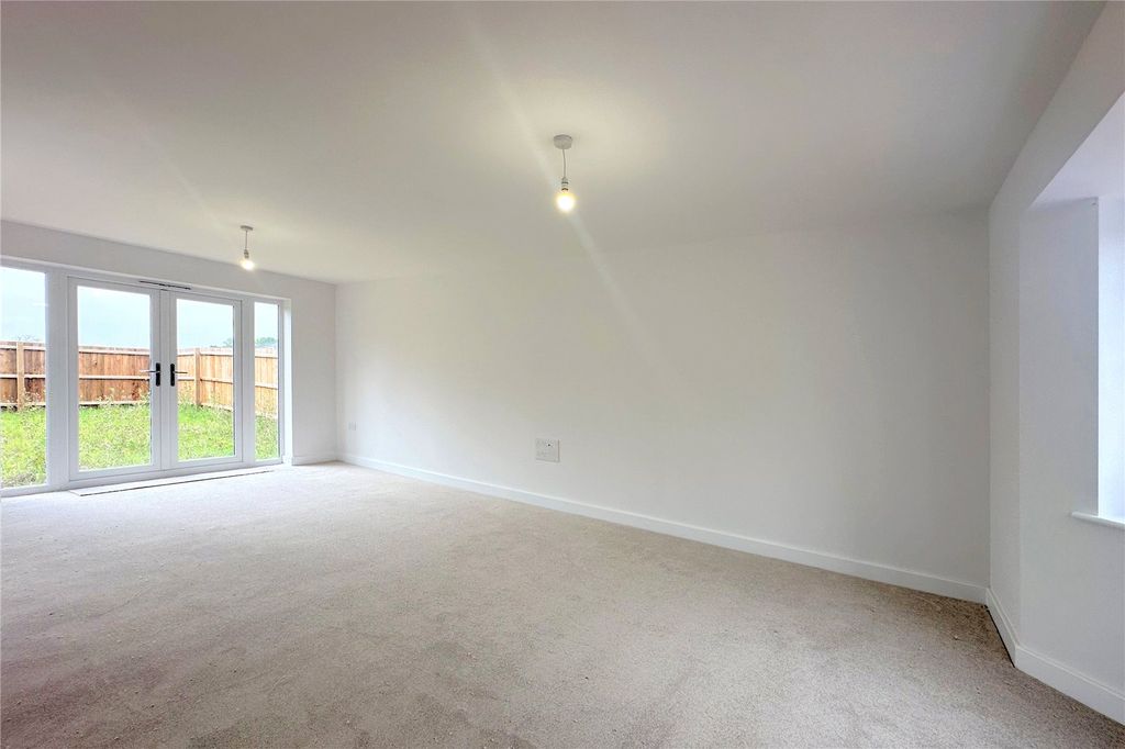 Property photo 2 of 15 Picture No. 07