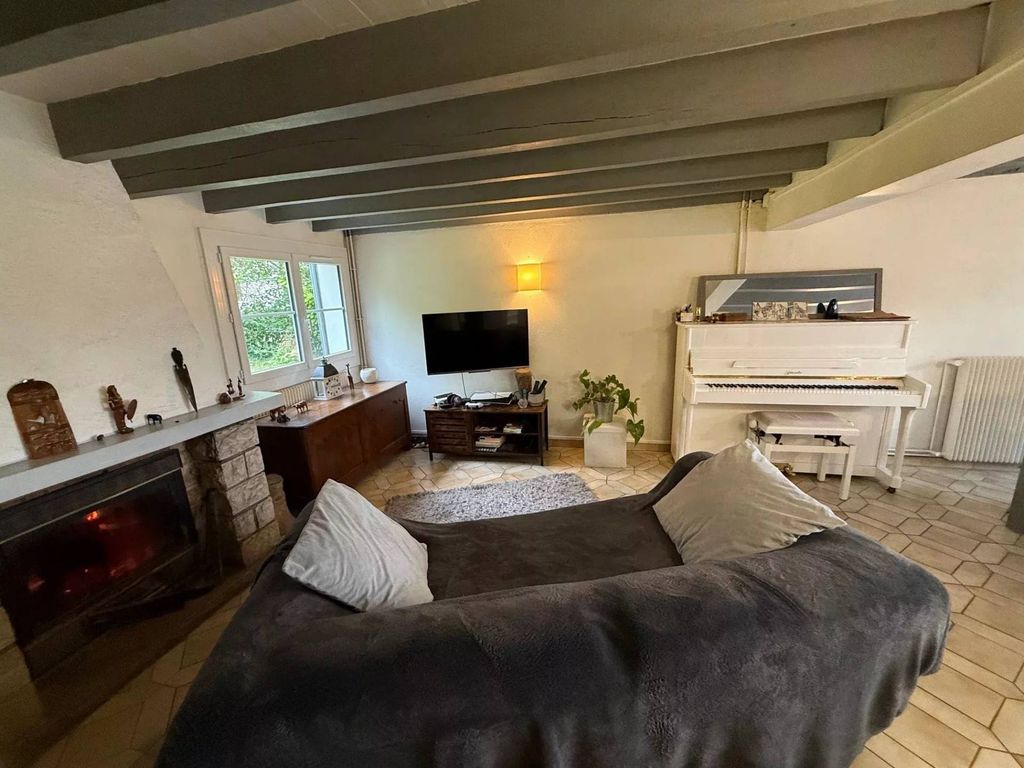 Property photo 3 of 10