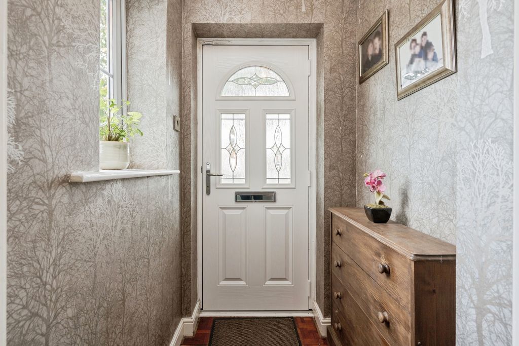 Property photo 3 of 29 Pbox-Img.Jpg