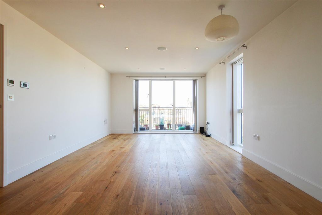 Property photo 3 of 15 Img_8441.Jpg