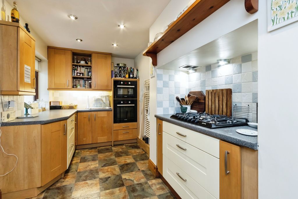 Property photo 2 of 17 Photography