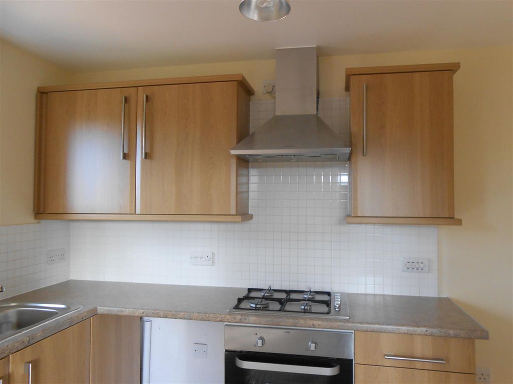 Property photo 2 of 6 188 Massingham Park 013.Jpg