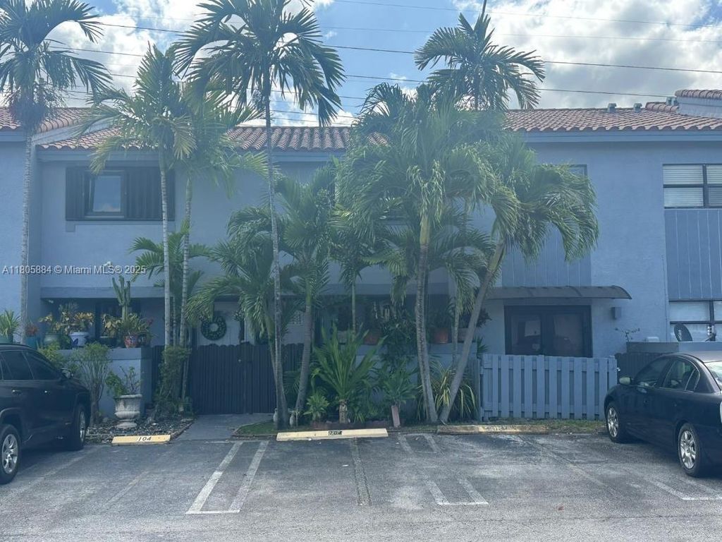 Property photo 1 of 33
