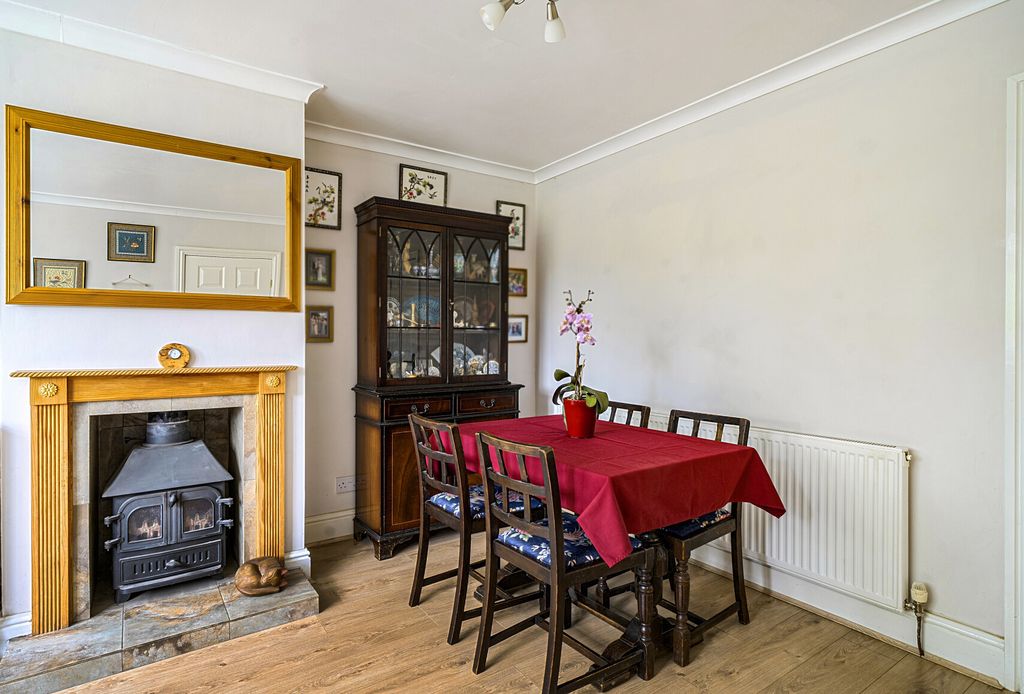 Property photo 2 of 21 1472727-2-6A31444...