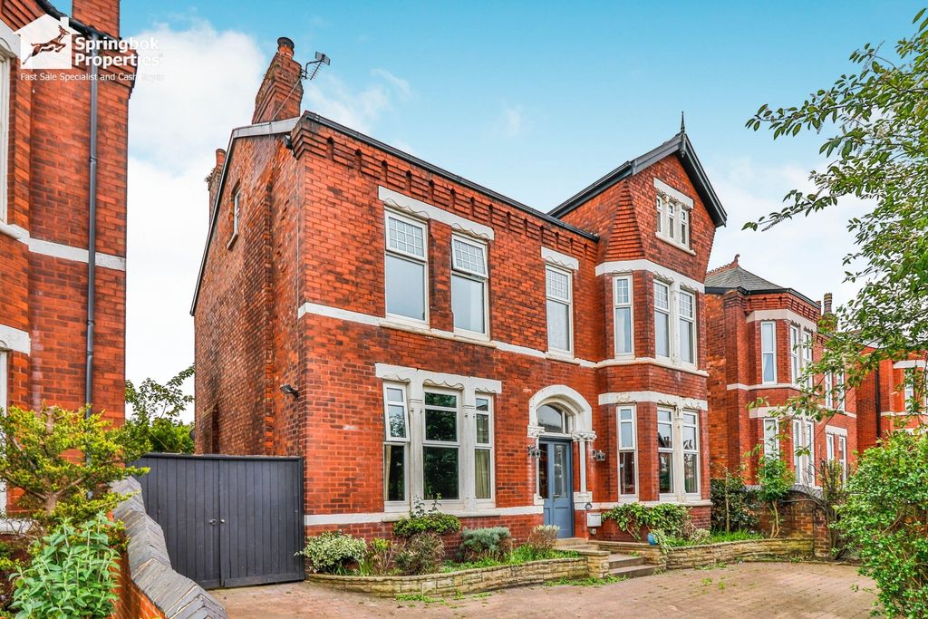 Property photo 1 of 21 Front View