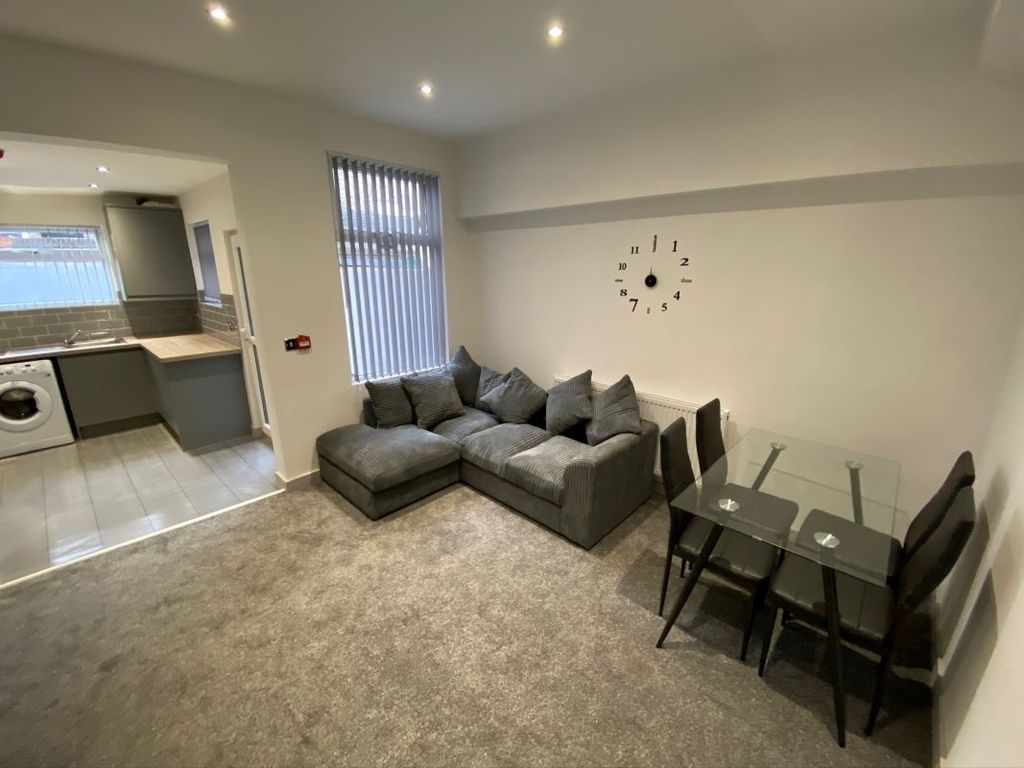 Property photo 3 of 24