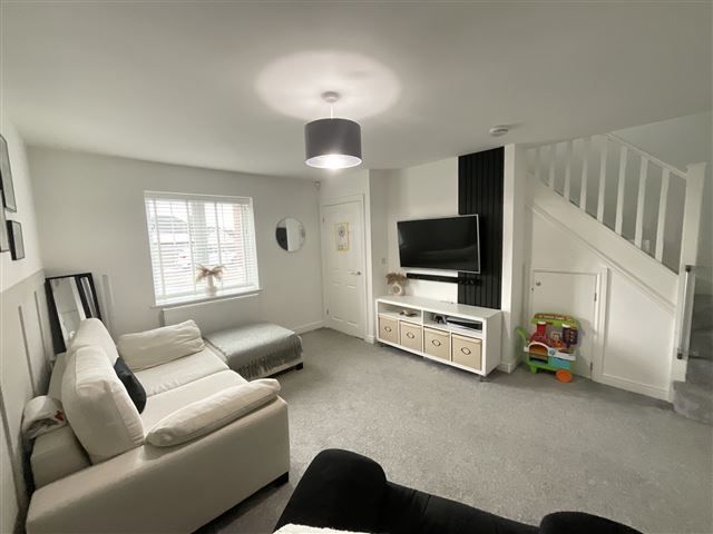 Property photo 2 of 21 Lounge