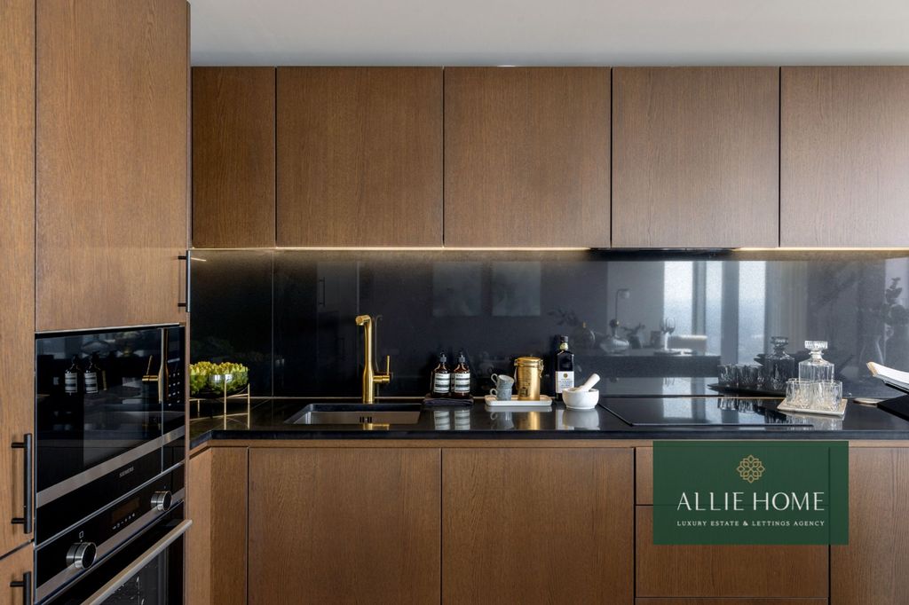 Property photo 3 of 27