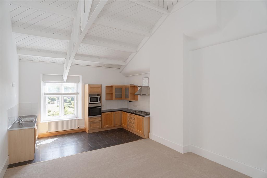 Property photo 2 of 20 1.Jpg