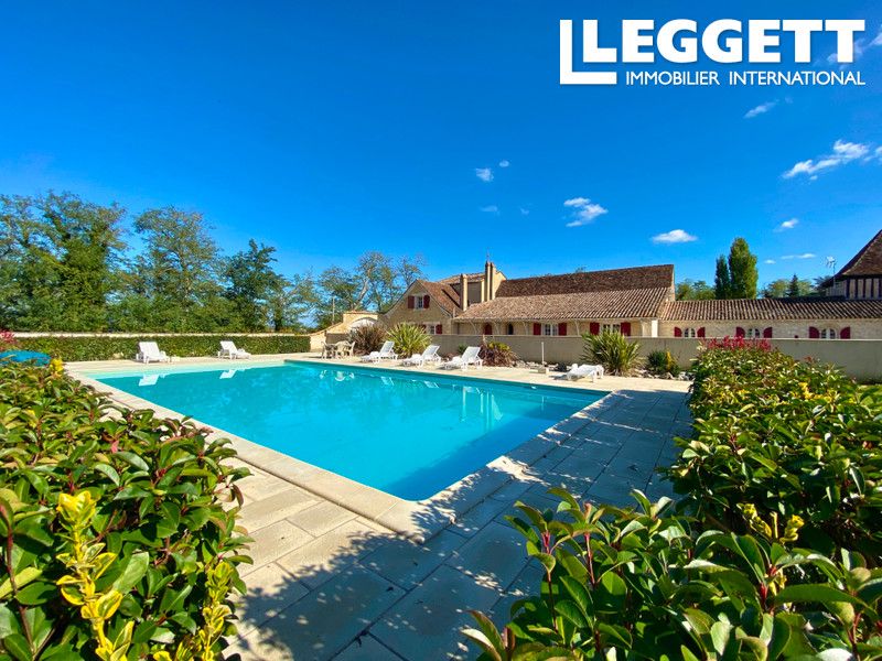 Property photo 2 of 10