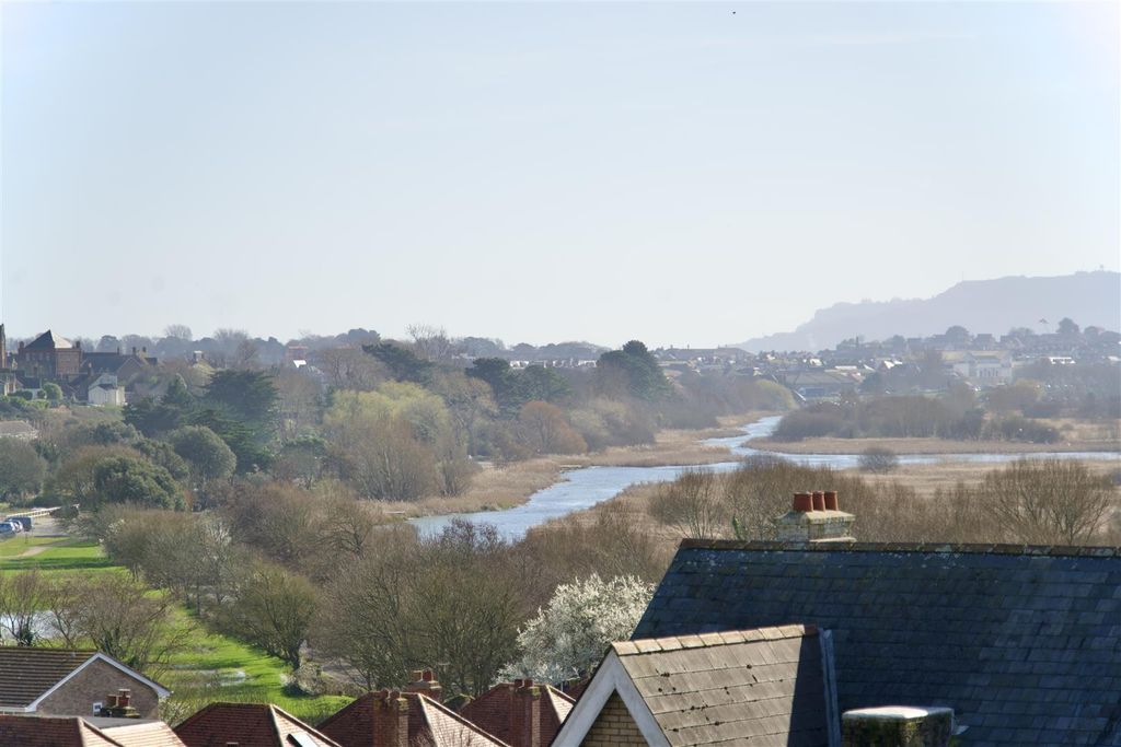 Property photo 1 of 24 Dsc01159.Jpeg