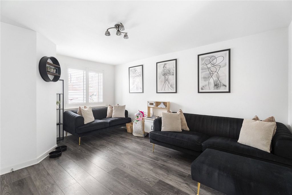 Property photo 3 of 16 Milligan Road