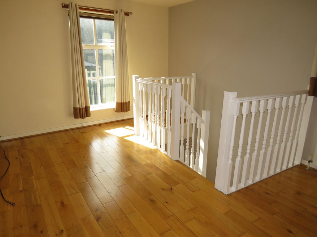 Property photo 3 of 6 Image