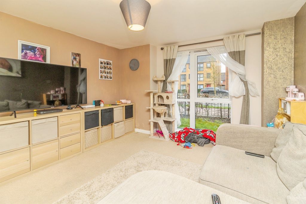 Property photo 3 of 16