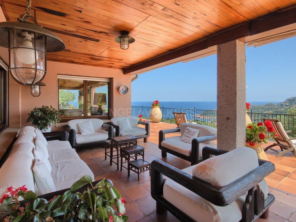 Property photo 1 of 38 Exclusive Villa In Aiguablava With Stunning Sea Views