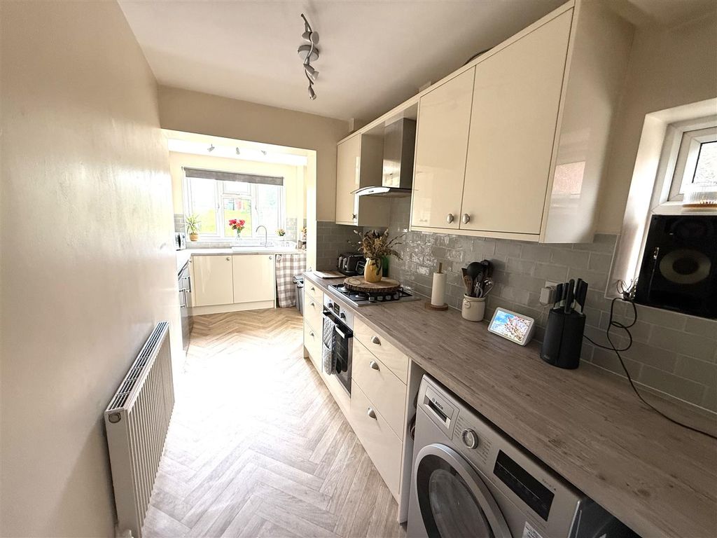 Property photo 3 of 11 Derby Road 9.Jpg