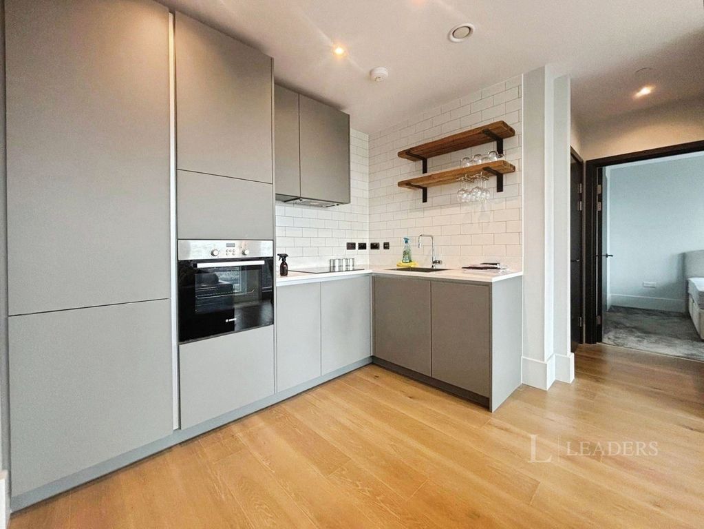 Property photo 2 of 12 Pbox-Img.Jpg