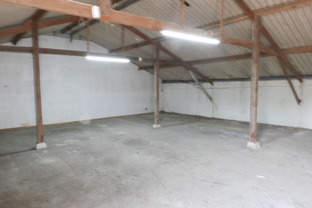 Property photo 2 of 3