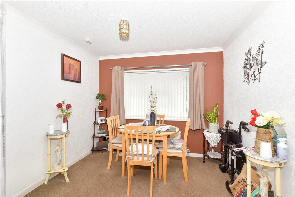 Property photo 3 of 7 Dining Area