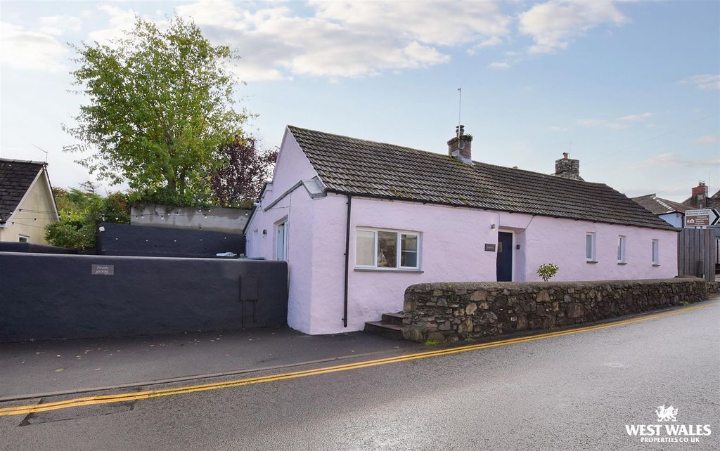 Property photo 1 of 24 Gwenfor 1.Jpg