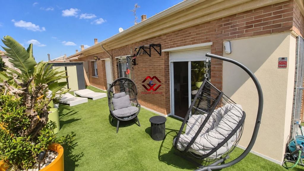 Property photo 2 of 50