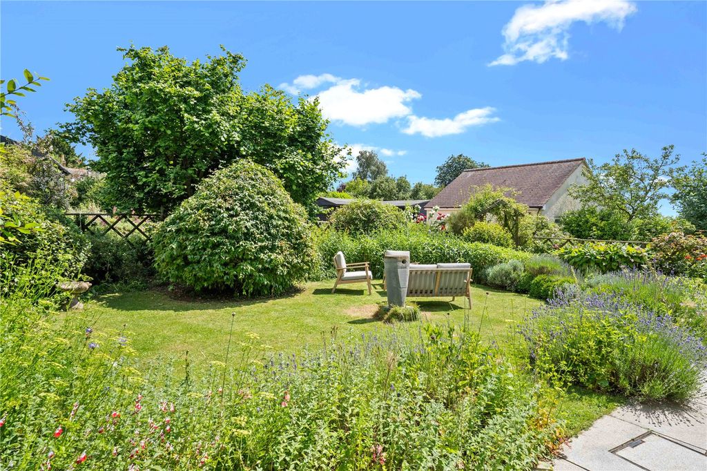 Property photo 3 of 28 Picture No. 72