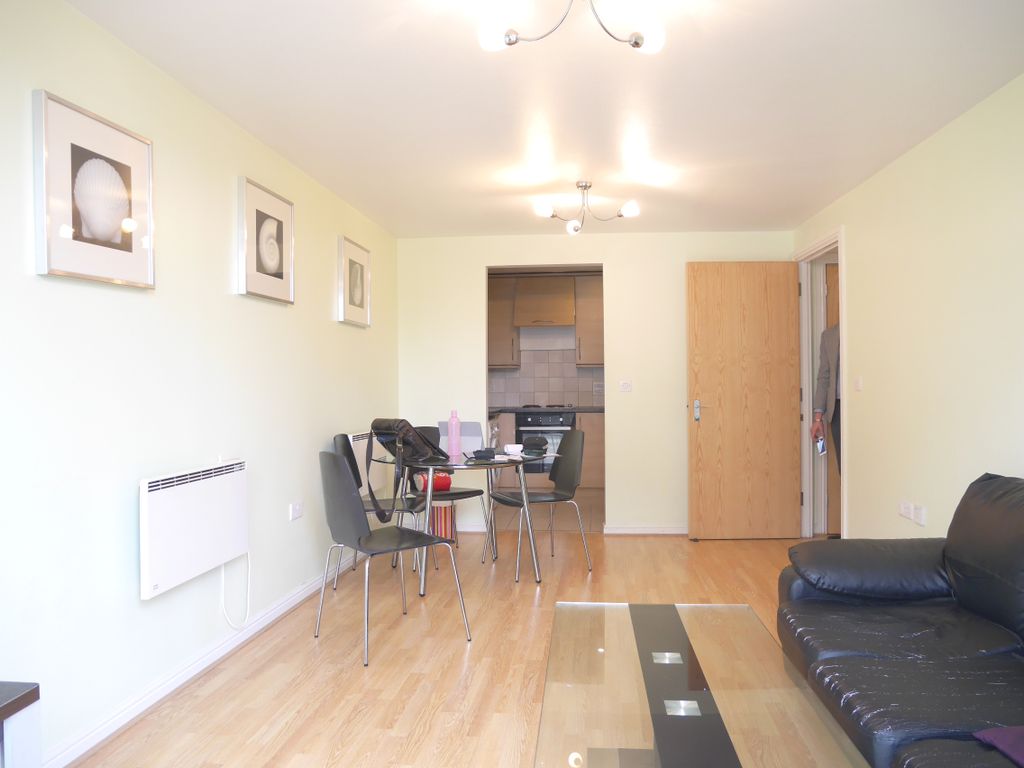 Property photo 2 of 11