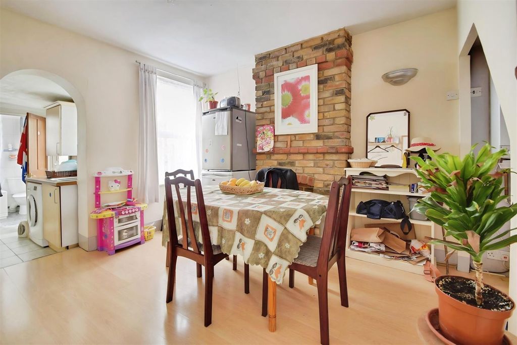 Property photo 3 of 8 B653759F-Lqdc2Mcfw2E_Aayyjiys3W1Qmfq.Jpg