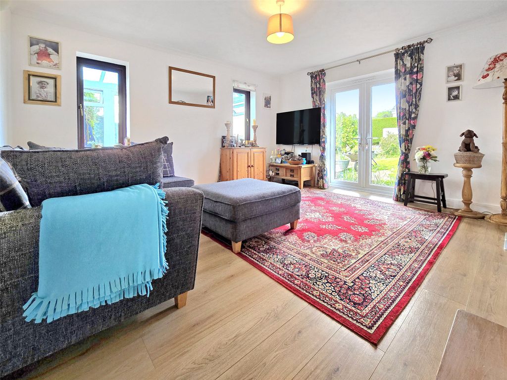 Property photo 2 of 14 2 - Picture No. 06
