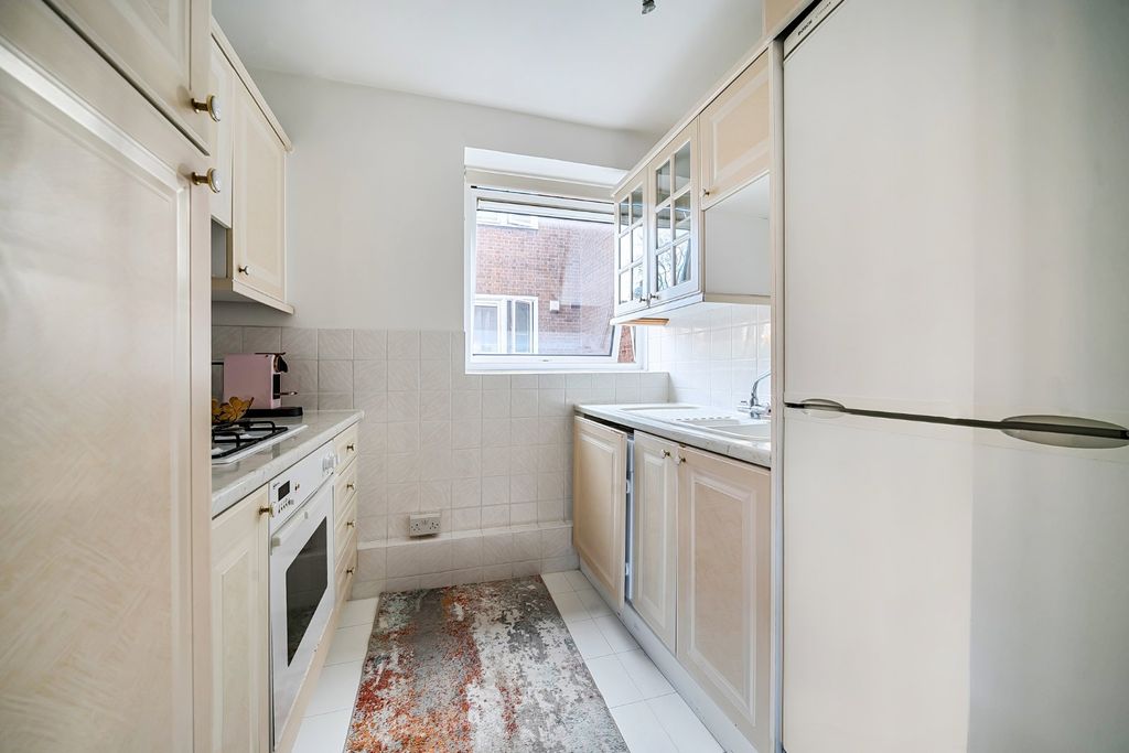 Property photo 3 of 15 Picture No. 01