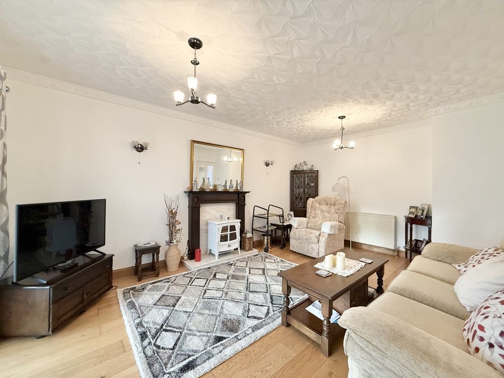 Property photo 3 of 18 Img_1917