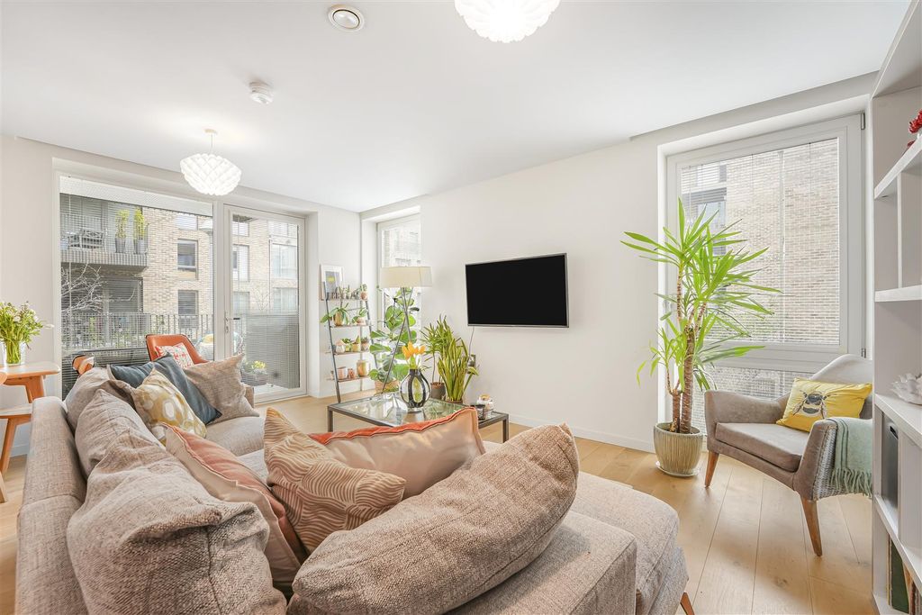 Property photo 2 of 11 Ped01053.Jpg