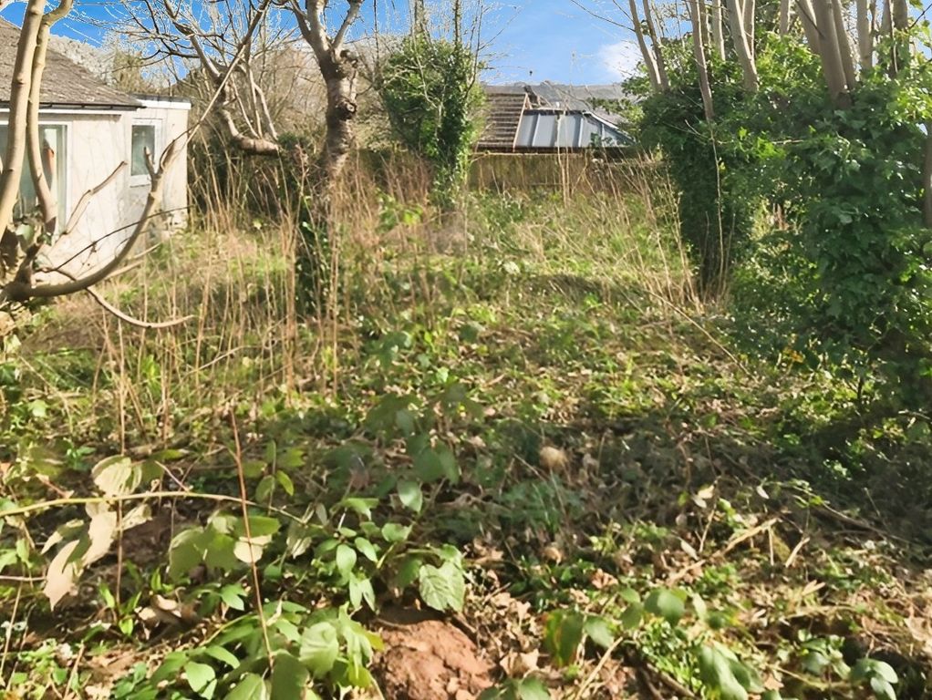Property photo 2 of 13