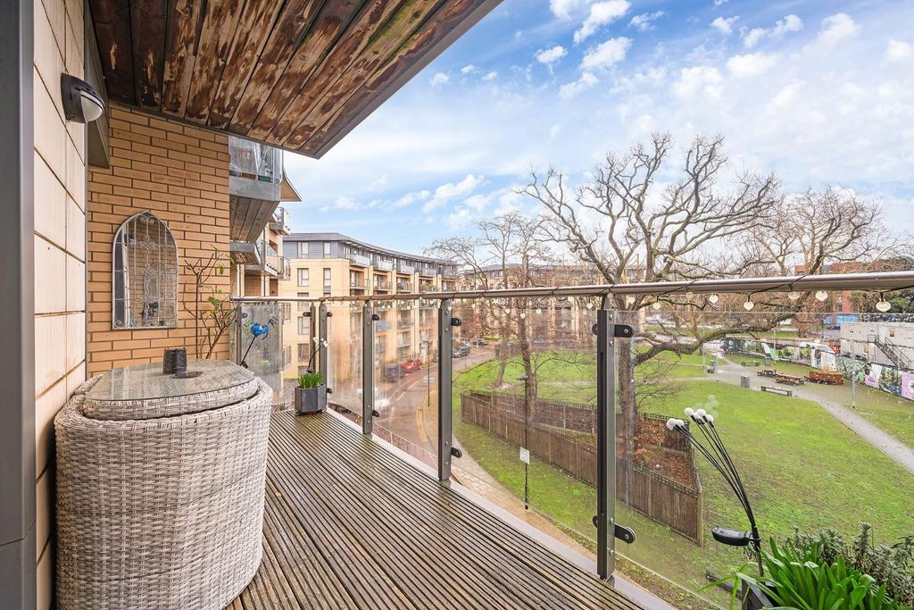 Property photo 2 of 13 Terrace.Jpg