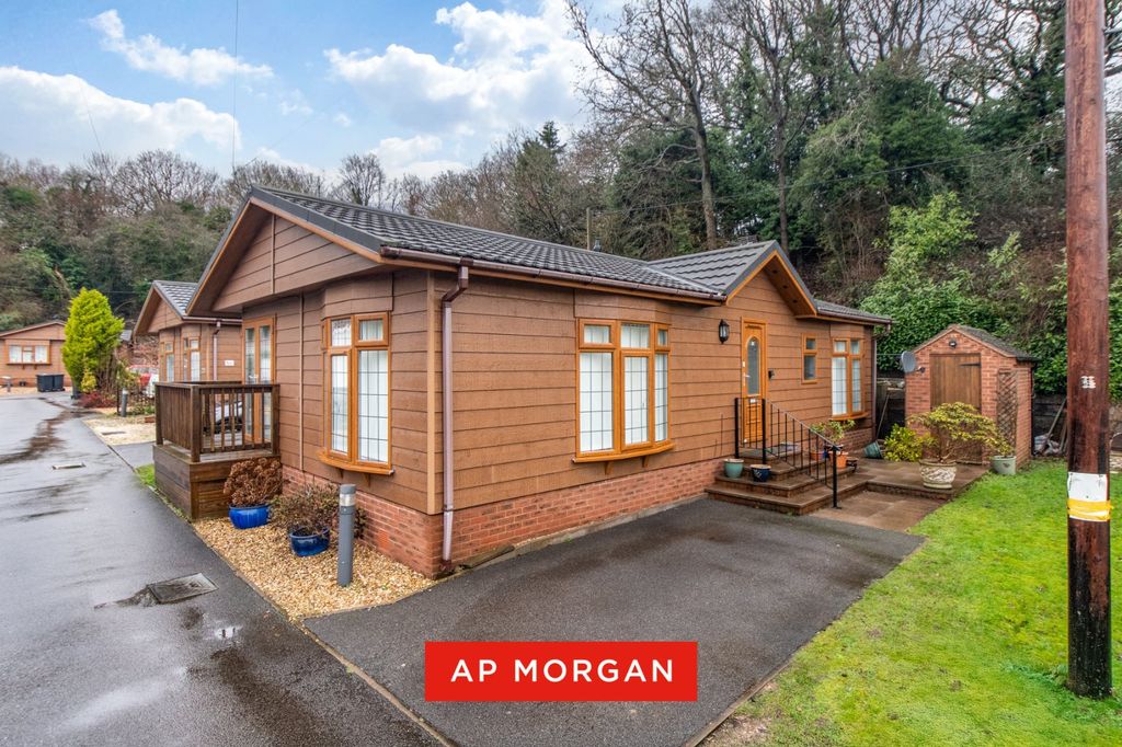 Property photo 1 of 17 Picture No. 11