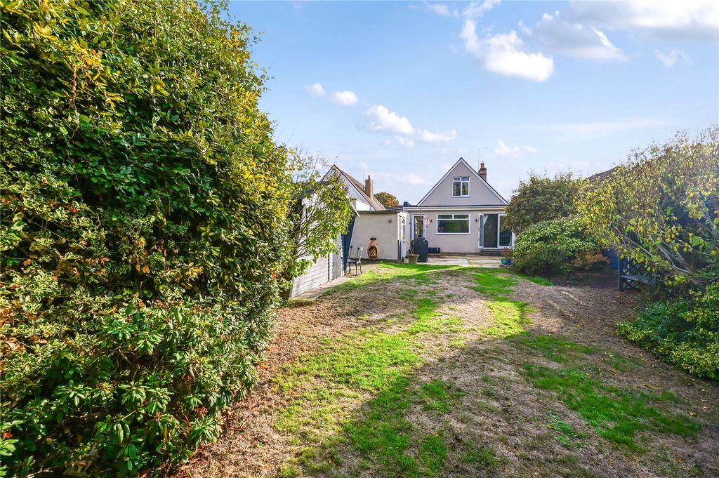 Property photo 3 of 16 Picture No. 14