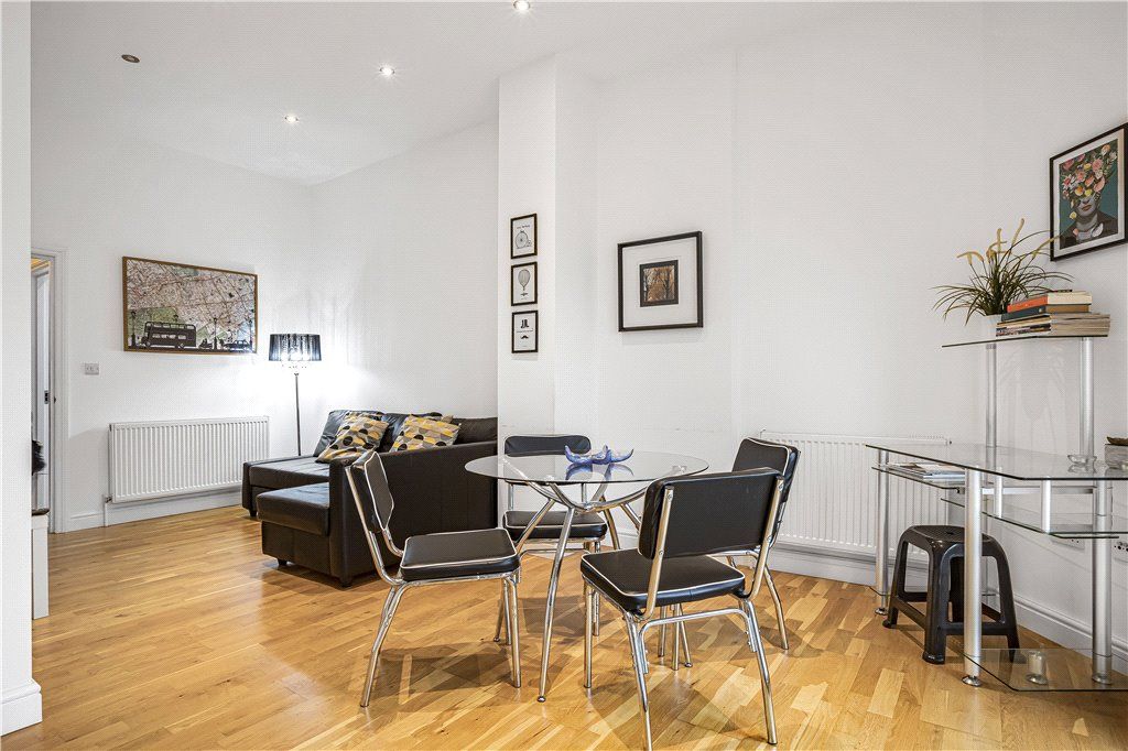 Property photo 2 of 16 Reception Room