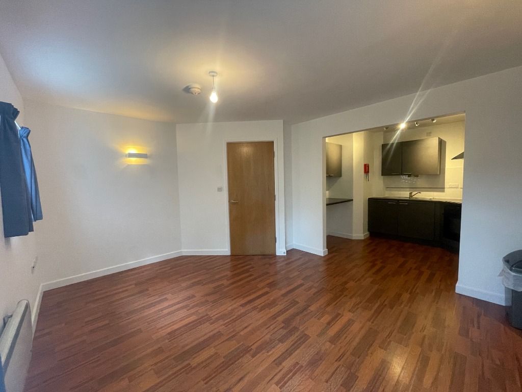 Property photo 3 of 8