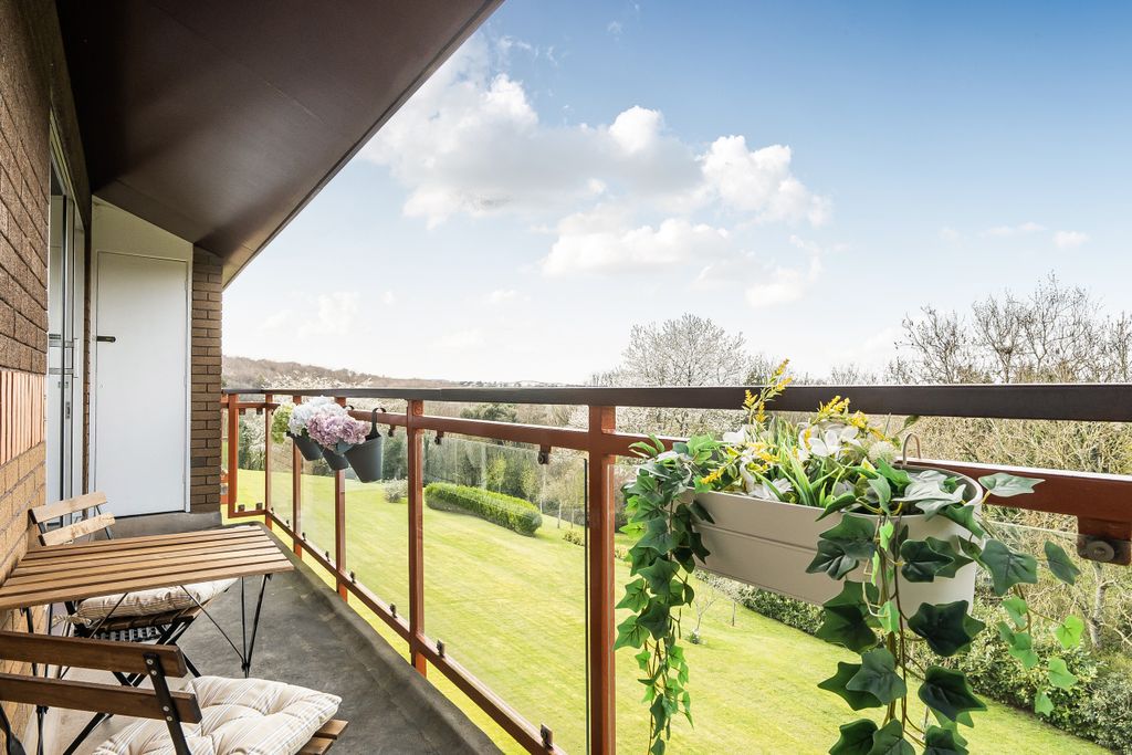 Property photo 1 of 16 Balcony