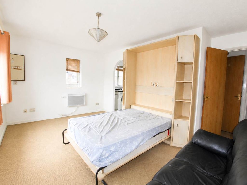 Property photo 1 of 7 Img_2125