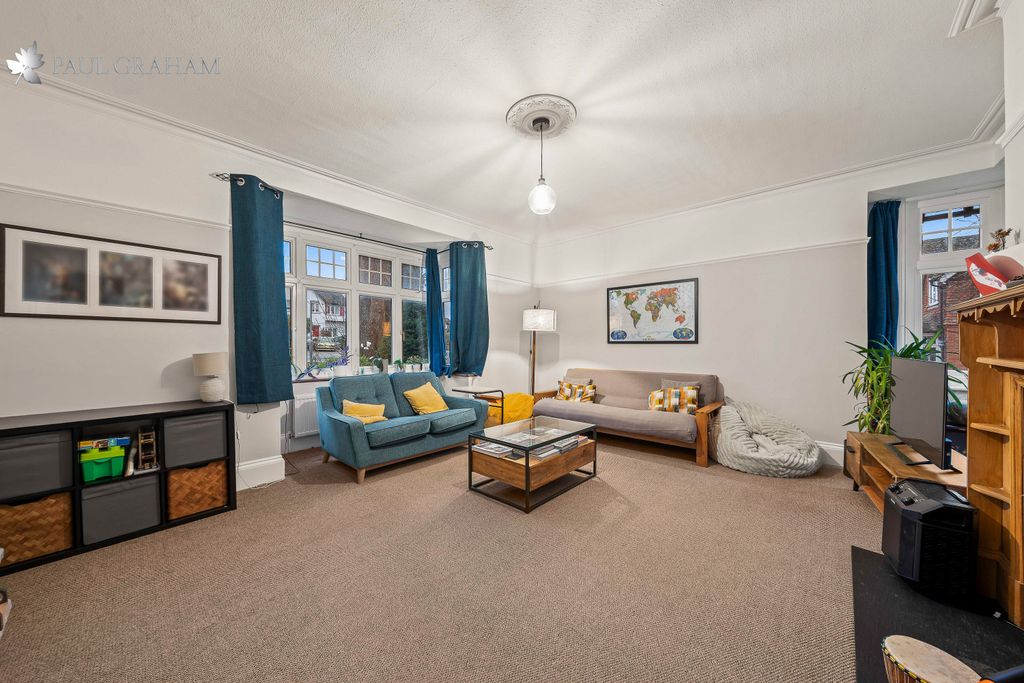 Property photo 3 of 21 Dsc08317