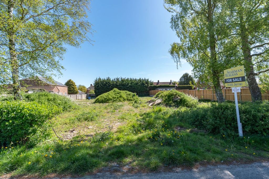 Property photo 3 of 5