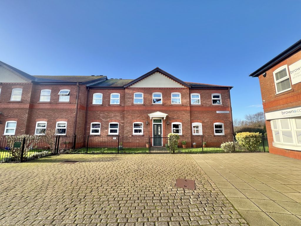 Property photo 1 of 11