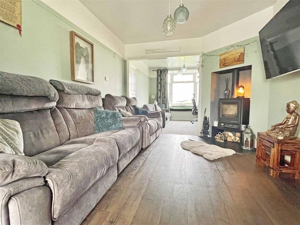 Property photo 2 of 27 l4.Jpg