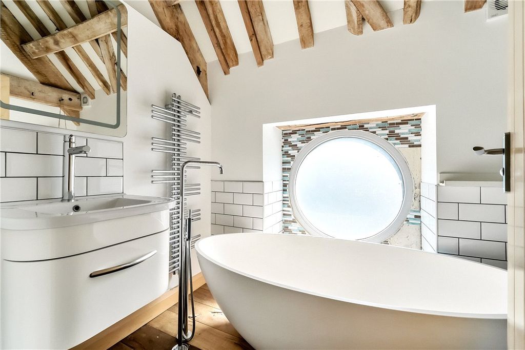 Property photo 3 of 10 Picture No. 08