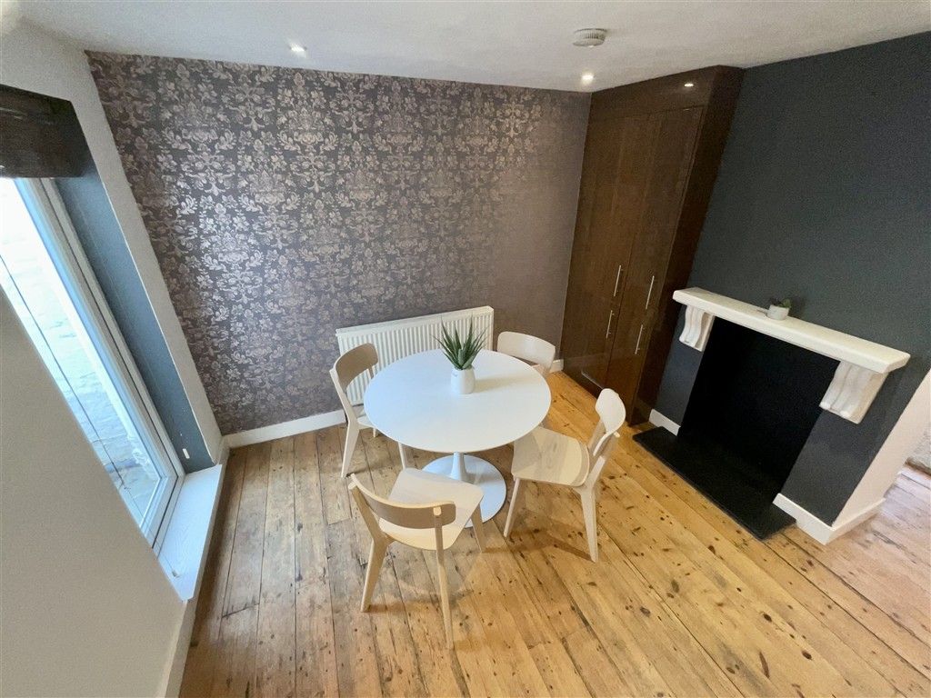 Property photo 3 of 6 Dining Room